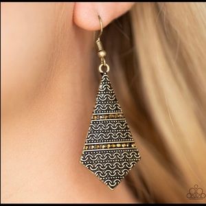 Terra Trending - brass